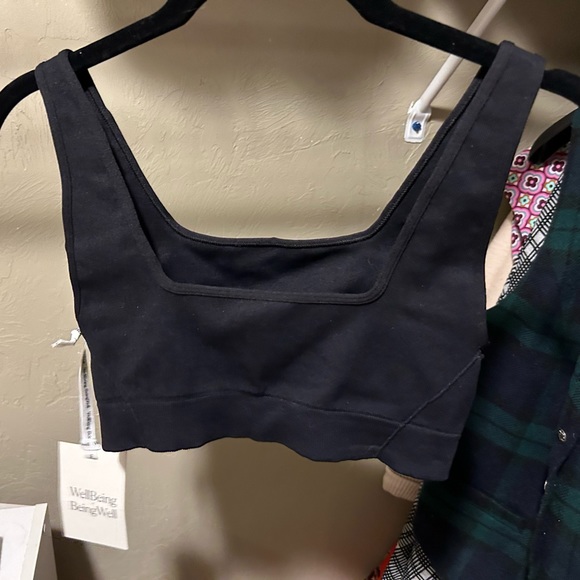 NWT WellBeing + BeingWell StretchWell Anza Sports Bra in Black - Picture 9 of 12